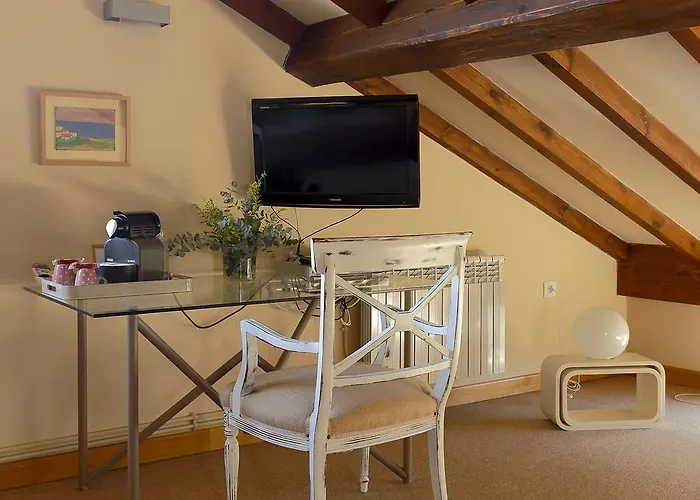 La Ermita De Deva 3*